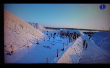 Соревнования на снежной трассе, участники и зрители